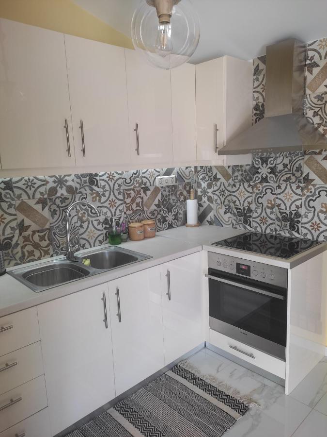Feel Like Home Атина Екстериор снимка